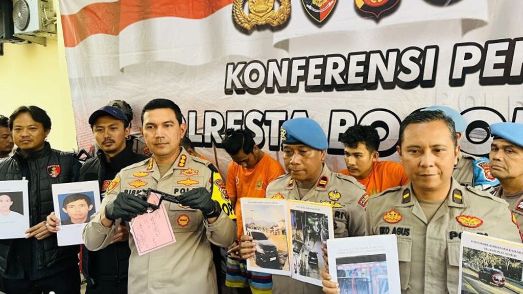 Polisi Tangkap Pelaku Pencurian Mobil dengan Modus Jual Beli Polisi Tangkap Pelaku Pencurian Mobil dengan Modus Jual Beli