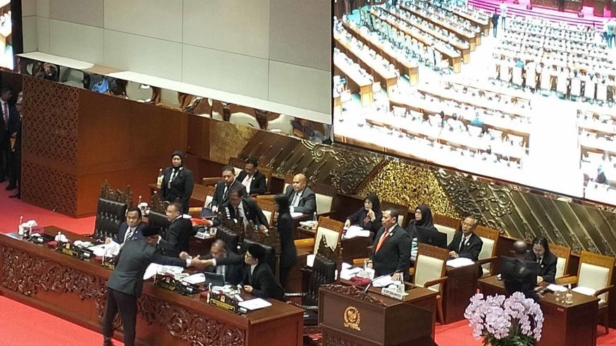 Baleg soal Revisi Usia Pensiun TNI: Angka Harapan Hidup Tinggi Baleg soal Revisi Usia Pensiun TNI: Angka Harapan Hidup Tinggi