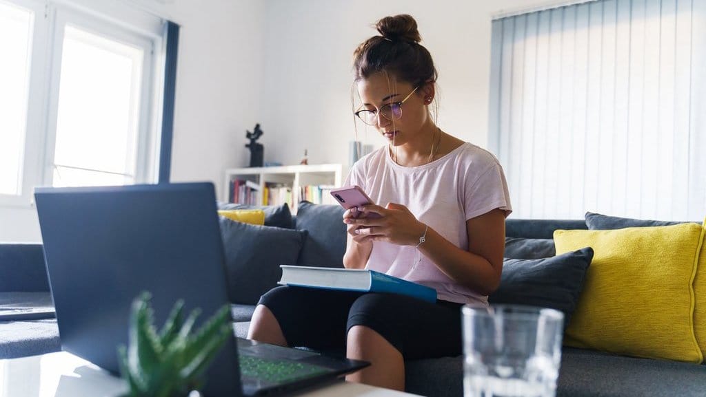 8 Cara Membuat Makalah di HP Android dan iOs 8 Cara Membuat Makalah di HP Android dan iOs