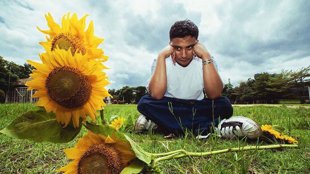 Makna Lirik Lagu Gala Bunga Matahari Sal Priadi, Viral di Tiktok