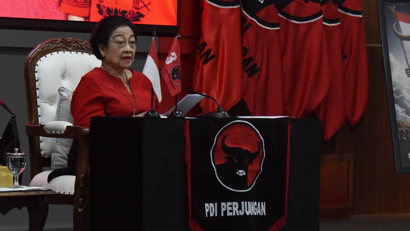 Megawati: Makan Noh Tambang, Kalau Enggak Ada Beras Piye? Megawati: Makan Noh Tambang, Kalau Enggak Ada Beras Piye?