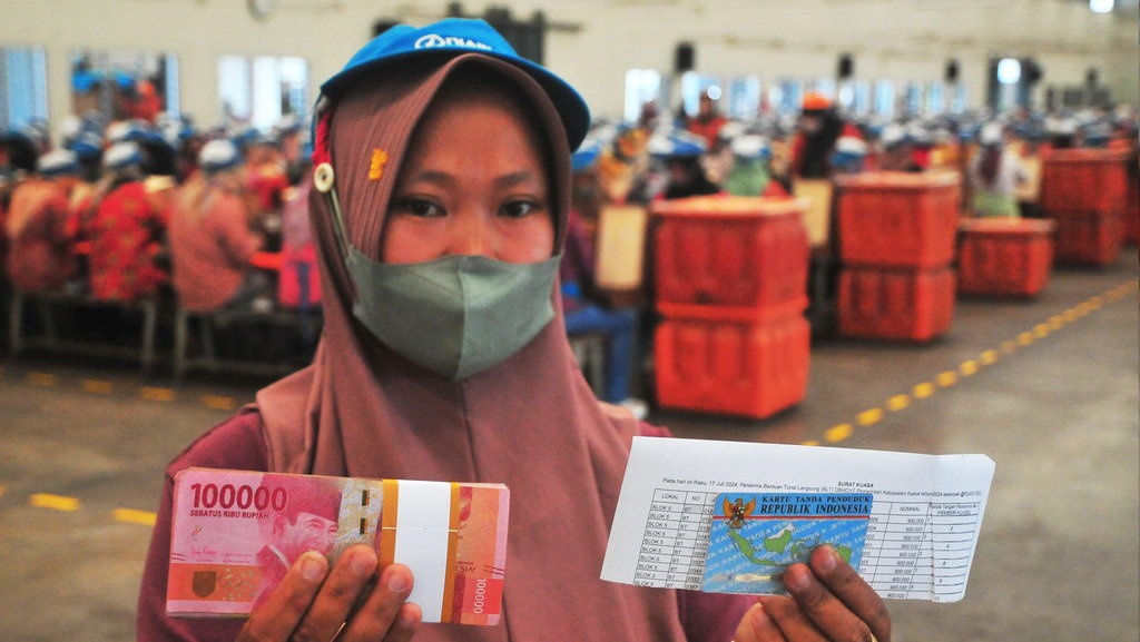 Siapa yang Berhak Menerima BLT 900 Ribu Terbaru Oktober?