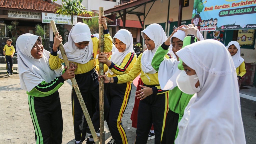 Pentingkah Mengejar Edukasi AI di Tingkat Pendidikan Dasar? Pentingkah Mengejar Edukasi AI di Tingkat Pendidikan Dasar?