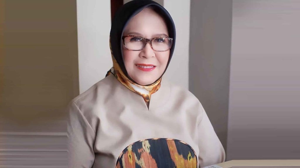 Profil Elza Syarief Pengacara Rudiana dan Ketua TPF Kasus Vina Profil Elza Syarief Pengacara Rudiana dan Ketua TPF Kasus Vina