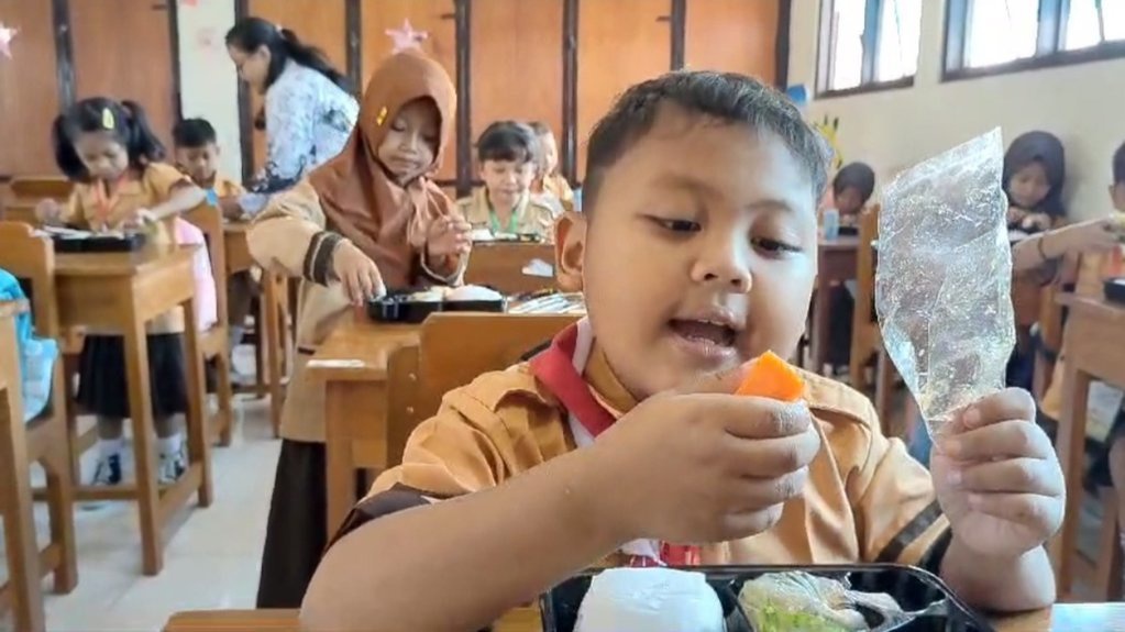 ID Food Kaji Penggunaan Susu Ikan untuk Program Susu Gratis ID Food Kaji Penggunaan Susu Ikan untuk Program Susu Gratis