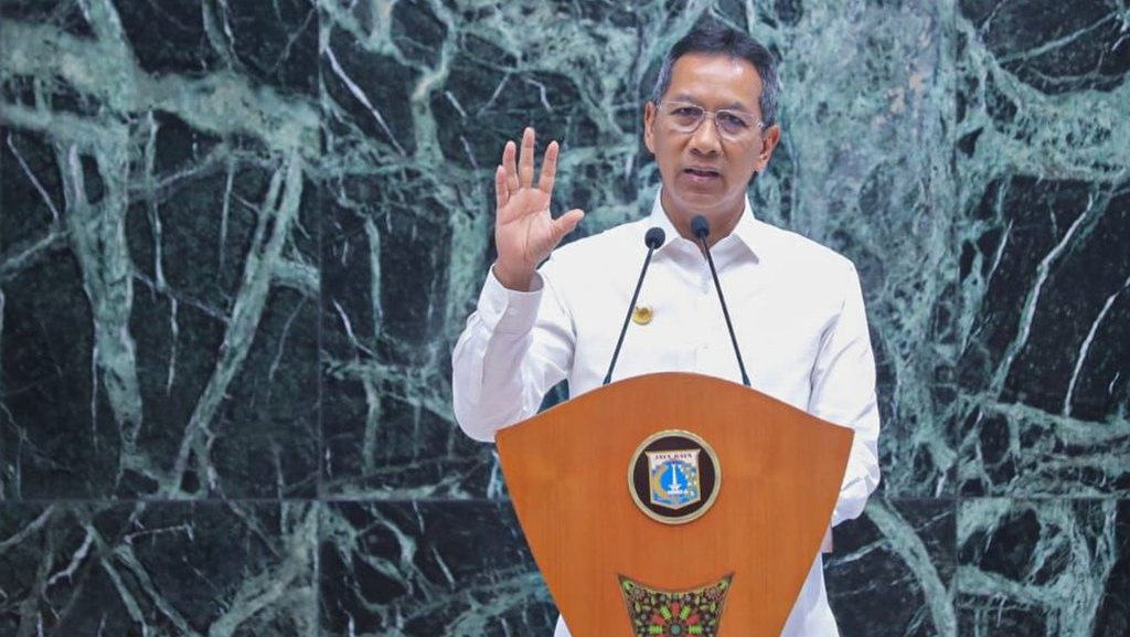 Heru Budi Pastikan Program Normalisasi Ciliwung Tetap Berjalan Heru Budi Pastikan Program Normalisasi Ciliwung Tetap Berjalan