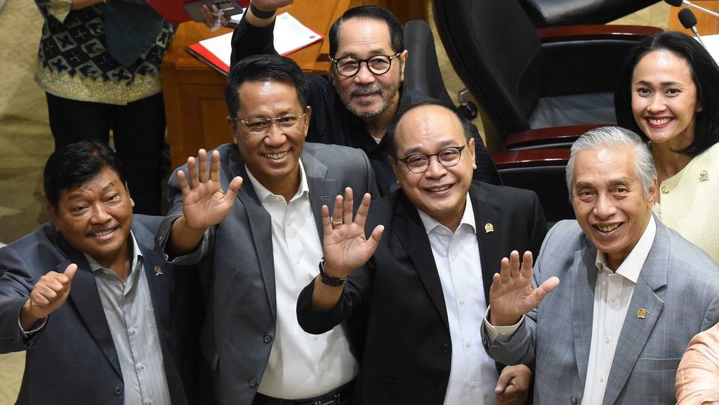 Mayoritas Fraksi di DPR RI Menyetujui Revisi UU Pilkada Mayoritas Fraksi di DPR RI Menyetujui Revisi UU Pilkada