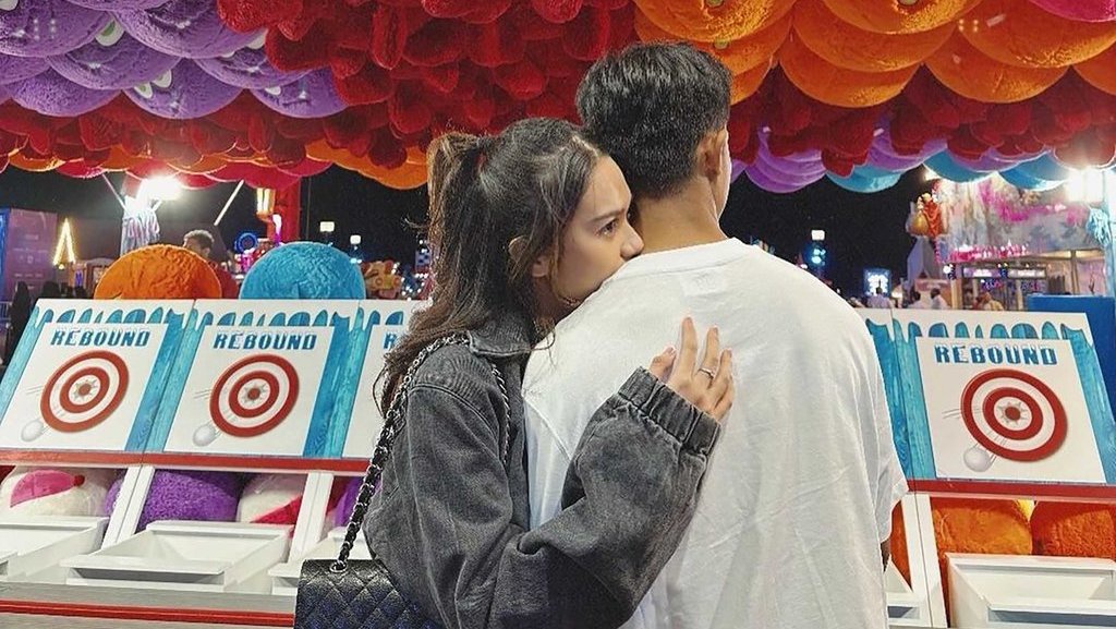 Pratama Arhan-Azizah Salsha Hebohkan Netizen, Ada Apa? Pratama Arhan-Azizah Salsha Hebohkan Netizen, Ada Apa?