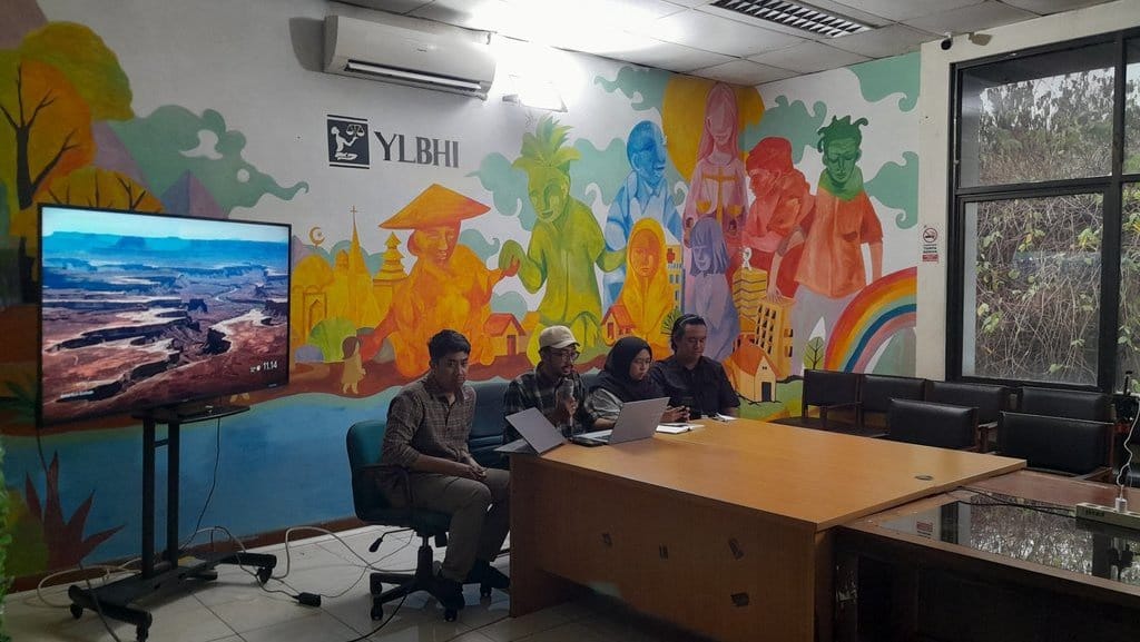 7 Jurnalis Jadi Korban Kekerasan saat Aksi Kawal Putusan MK 7 Jurnalis Jadi Korban Kekerasan saat Aksi Kawal Putusan MK