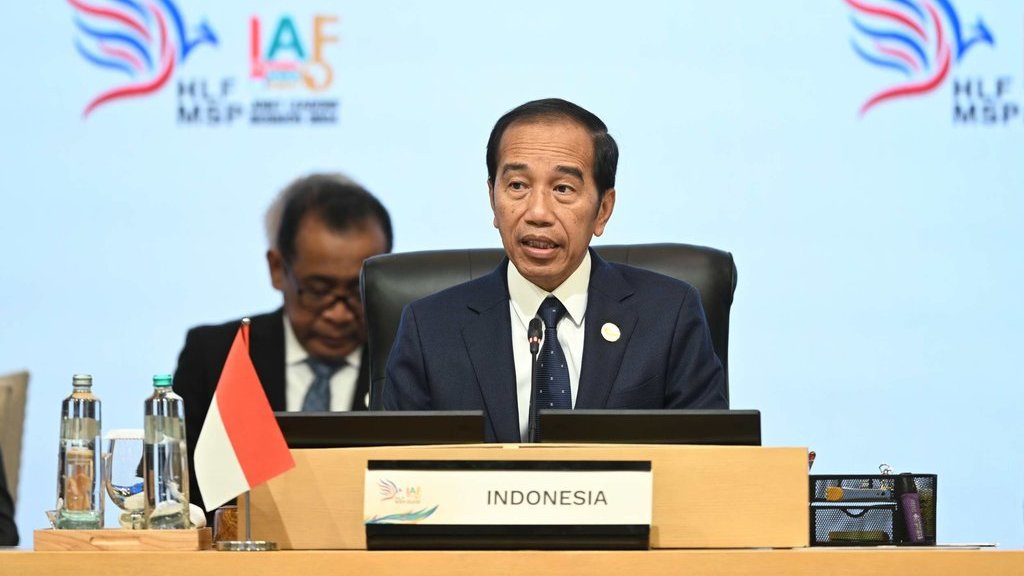 Jokowi: Jangan Keliru, IKN Bukan Hanya Proyek Presiden Jokowi: Jangan Keliru, IKN Bukan Hanya Proyek Presiden