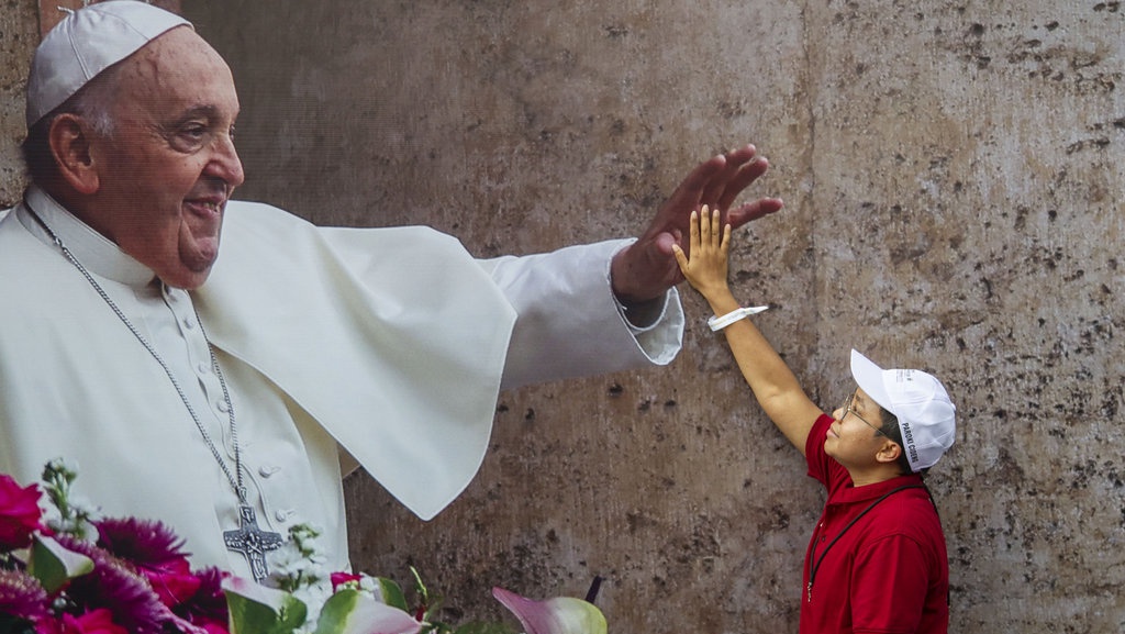 Tata Cara Pemakaman Paus Fransiskus dan Apakah Disiarkan Live?