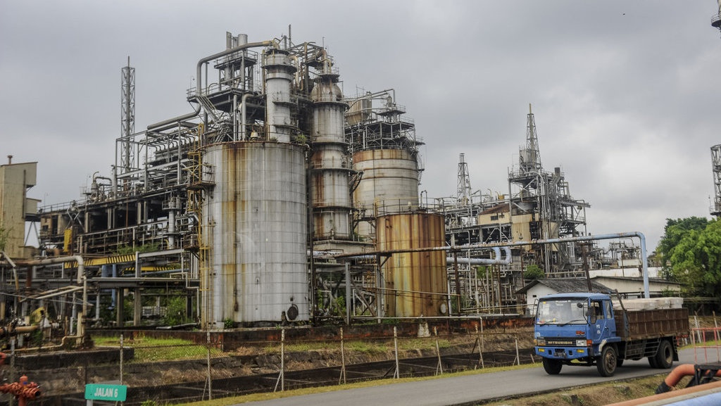 Buat Kilang di AS Dinilai Murah, tapi Minim Efek Jangka Panjang Buat Kilang di AS Dinilai Murah, tapi Minim Efek Jangka Panjang