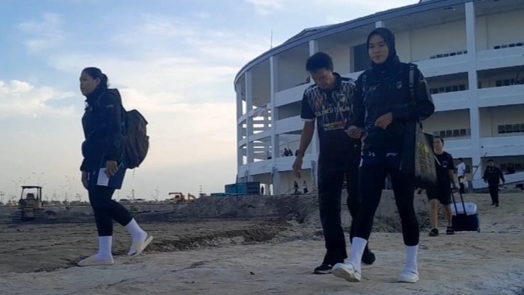 Debu, Jalan Becek dan Dugaan Korupsi Bayangi PON XXI Aceh-Sumut Debu, Jalan Becek dan Dugaan Korupsi Bayangi PON XXI Aceh-Sumut