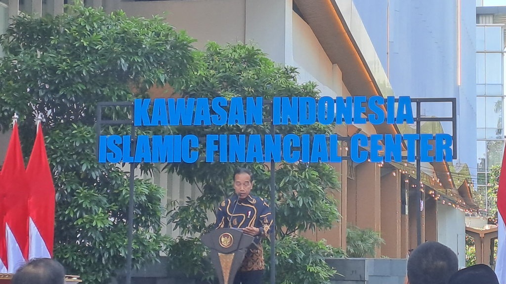 Bantah Akan Ekspor Pasir Laut, Jokowi: Itu Sedimen Bantah Akan Ekspor Pasir Laut, Jokowi: Itu Sedimen