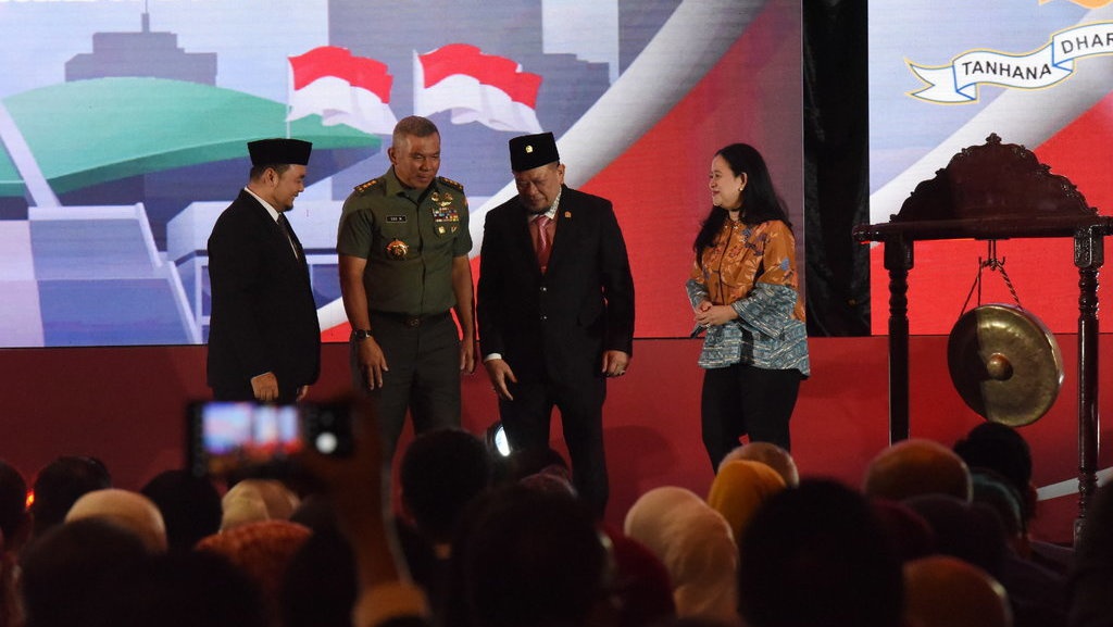 DPD dan DPR Terpilih Diminta Junjung Pancasila dan Keindonesiaan DPD dan DPR Terpilih Diminta Junjung Pancasila dan Keindonesiaan
