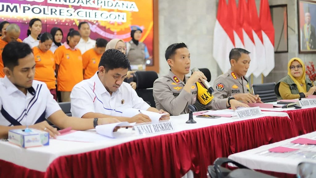 Motif Pembunuh Anak di Cilegon: Sakit hati dan Terjerat Pinjol Motif Pembunuh Anak di Cilegon: Sakit hati dan Terjerat Pinjol