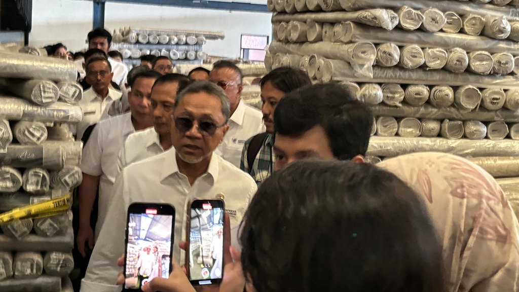 Zulhas Enggan Disalahkan soal Izin Ekspor Pasir Laut: Itu Kan PP Zulhas Enggan Disalahkan soal Izin Ekspor Pasir Laut: Itu Kan PP