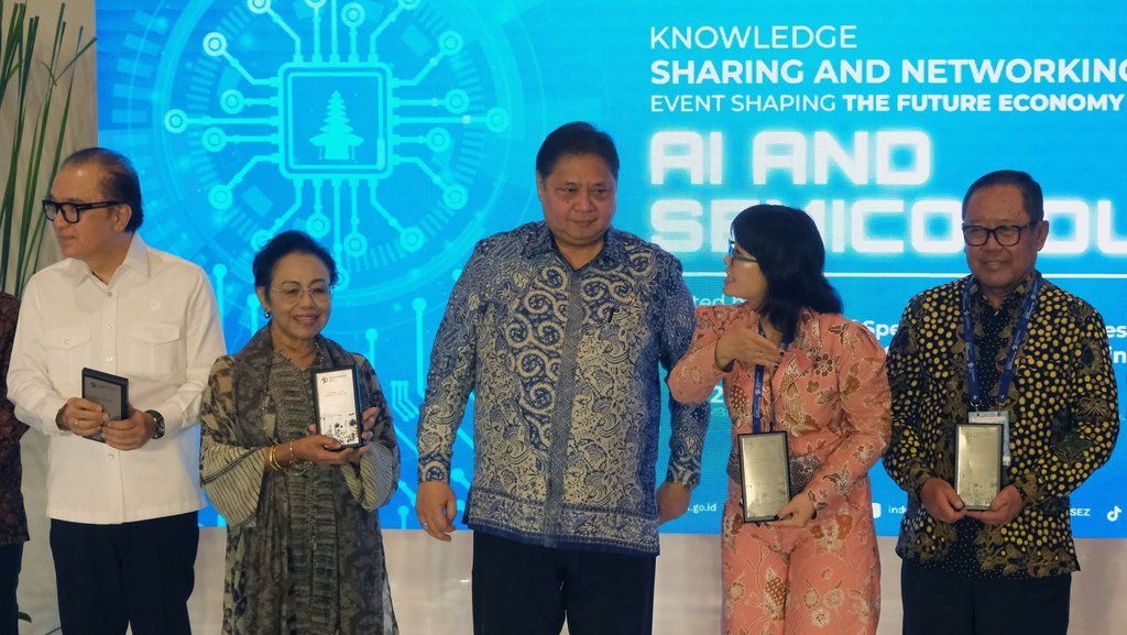 Airlangga Dorong Ekspansi KEK untuk Bersaing dengan Negeri Jiran Airlangga Dorong Ekspansi KEK untuk Bersaing dengan Negeri Jiran