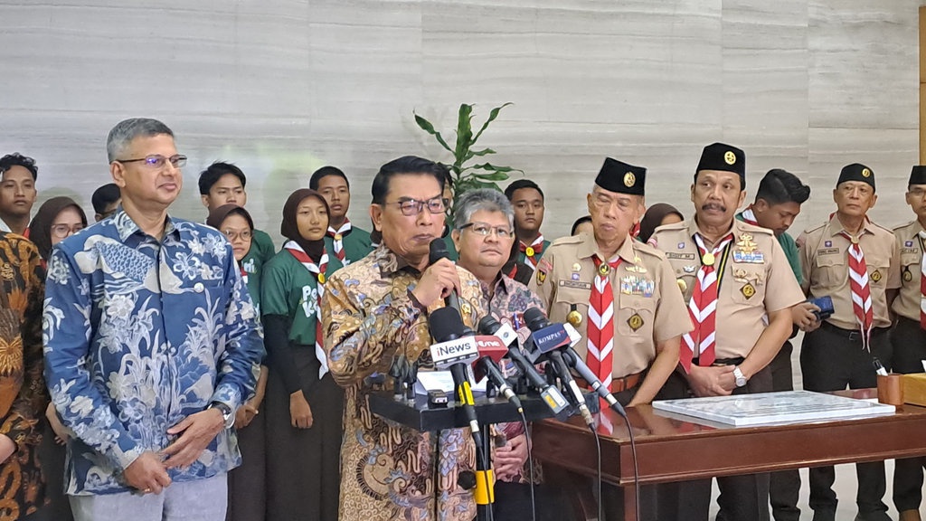 Pensiun dari KSP, Moeldoko akan Bisnis Mobil & Baterai Listrik Pensiun dari KSP, Moeldoko akan Bisnis Mobil & Baterai Listrik