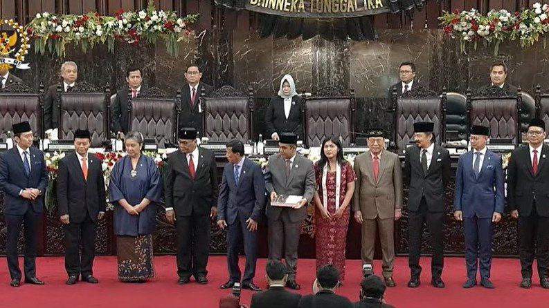 Sekjen Gerindra Ahmad Muzani Dilantik sebagai Ketua MPR Sekjen Gerindra Ahmad Muzani Dilantik sebagai Ketua MPR