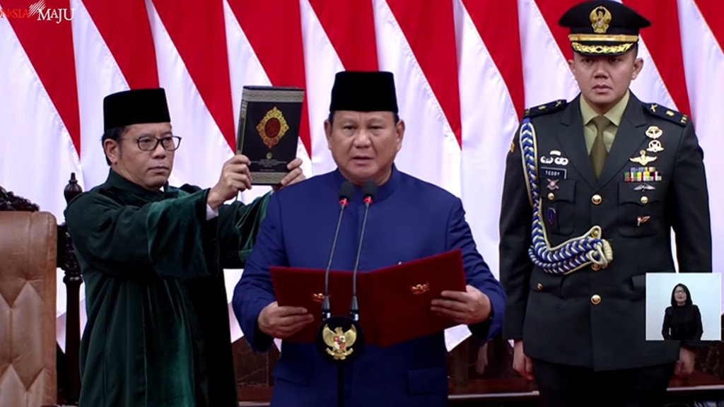 Pidato Presiden Prabowo Singgung Kolusi hingga Pengusaha Nakal Pidato Presiden Prabowo Singgung Kolusi hingga Pengusaha Nakal