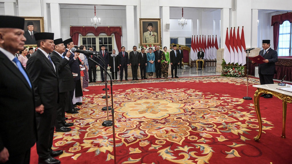 Istana-MPR Yakin Larangan Wamen Jadi Komisaris BUMN Tak Berlaku Istana-MPR Yakin Larangan Wamen Jadi Komisaris BUMN Tak Berlaku