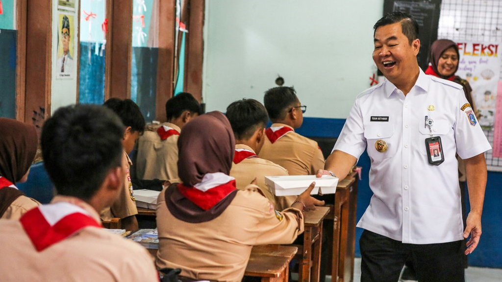 Jakarta Akan Realokasi Ratusan Miliar Demi Bangun 153 Dapur MBG Jakarta Akan Realokasi Ratusan Miliar Demi Bangun 153 Dapur MBG