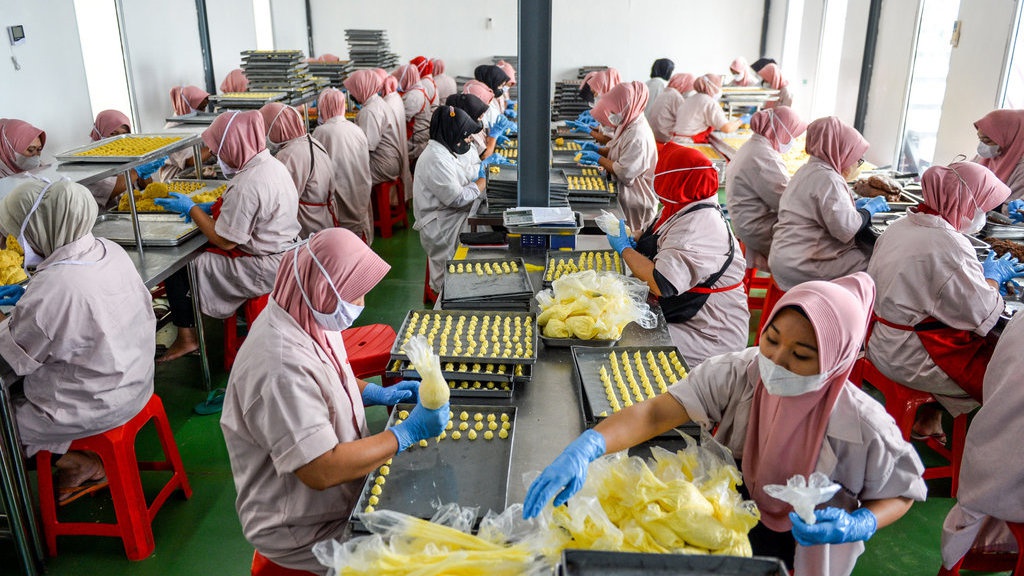 UU Ketenagakerjaan Baru Mesti Lebih Melindungi Pekerja & Adaptif UU Ketenagakerjaan Baru Mesti Lebih Melindungi Pekerja & Adaptif