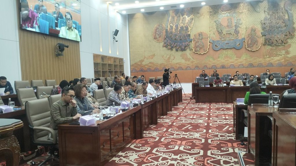 DPR Singgung Kasus Judol di Komdigi saat Rapat dengan Budi Arie DPR Singgung Kasus Judol di Komdigi saat Rapat dengan Budi Arie