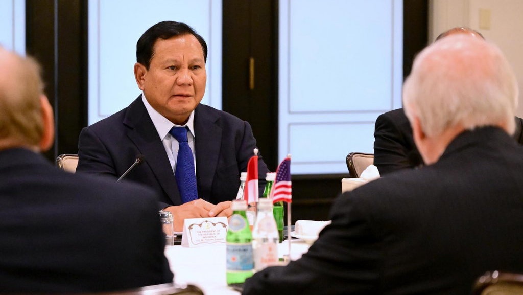 Prabowo Ajak Investor Inggris Ikut Garap Proyek Giant Sea Wall Prabowo Ajak Investor Inggris Ikut Garap Proyek Giant Sea Wall