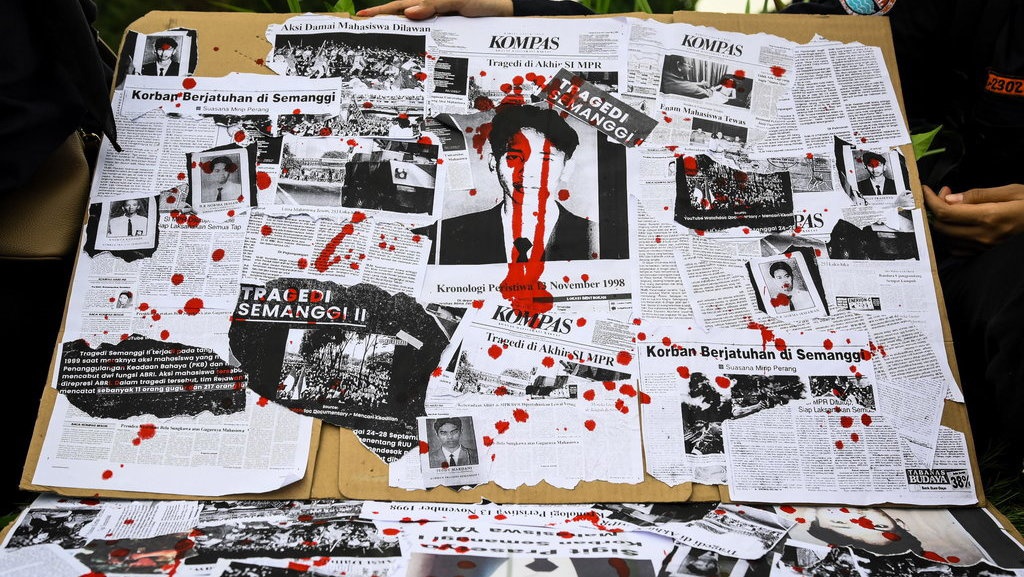 Arti September Hitam Indonesia yang Viral di Medsos Arti September Hitam Indonesia yang Viral di Medsos