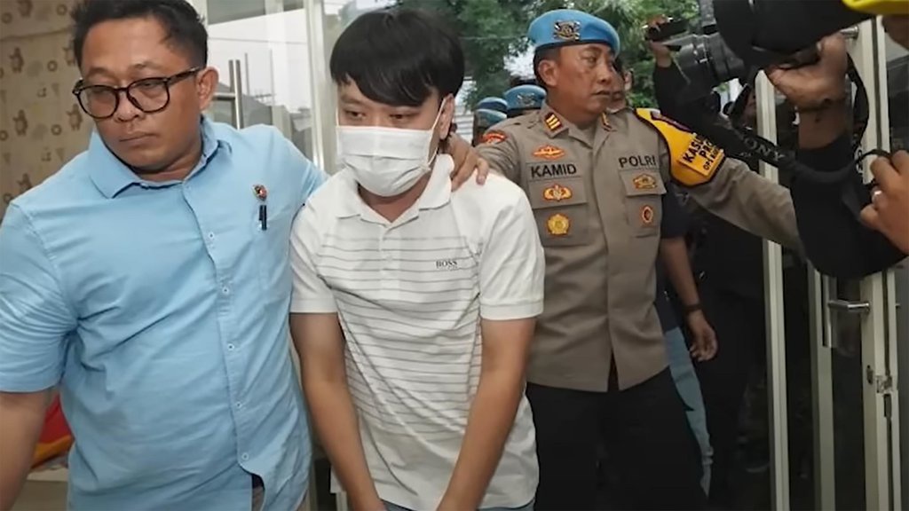 Dampak Negatif pada Anak saat Ortu Pamer Arogansi & Persekusi Dampak Negatif pada Anak saat Ortu Pamer Arogansi & Persekusi