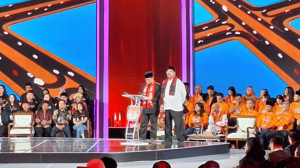 Pramono: Mangrove Sea Wall Lebih Efektif daripada Giant Sea Wall Pramono: Mangrove Sea Wall Lebih Efektif daripada Giant Sea Wall