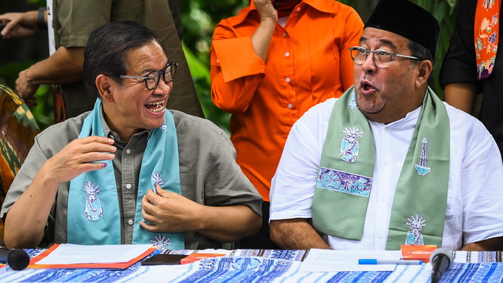 588 Polisi Kawal Penetapan Gubernur & Wagub Jakarta Terpilih 588 Polisi Kawal Penetapan Gubernur & Wagub Jakarta Terpilih