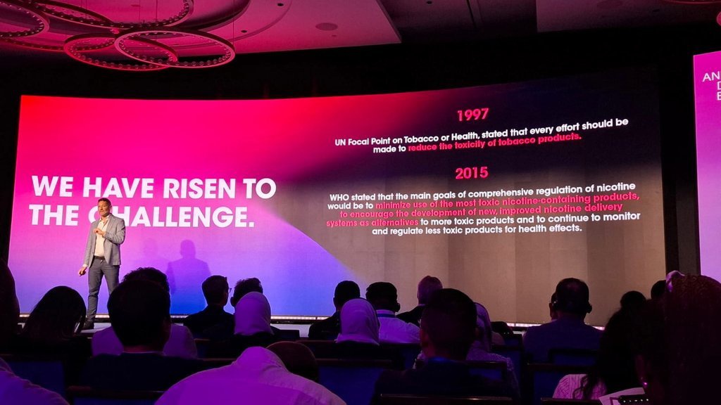 Kisah di Balik Perkembangan Produk Nikotin Tanpa Asap Kisah di Balik Perkembangan Produk Nikotin Tanpa Asap