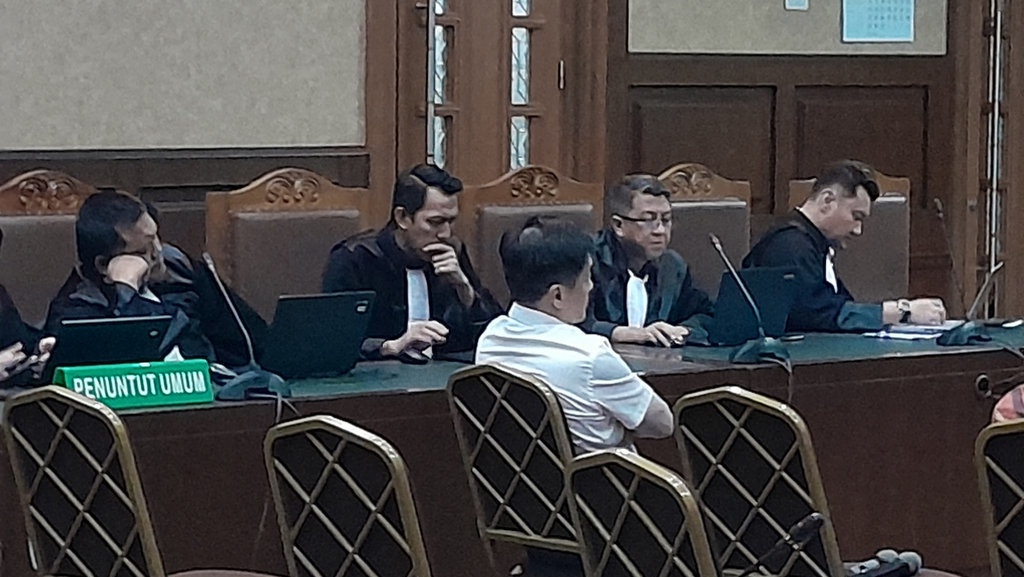 Budi Said Divonis 15 Tahun Penjara pada Kasus Korupsi Emas Antam Budi Said Divonis 15 Tahun Penjara pada Kasus Korupsi Emas Antam