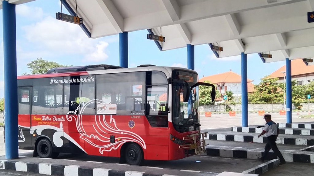 Penyebab Bus Trans Metro Dewata Berhenti Beroperasi di Bali Penyebab Bus Trans Metro Dewata Berhenti Beroperasi di Bali