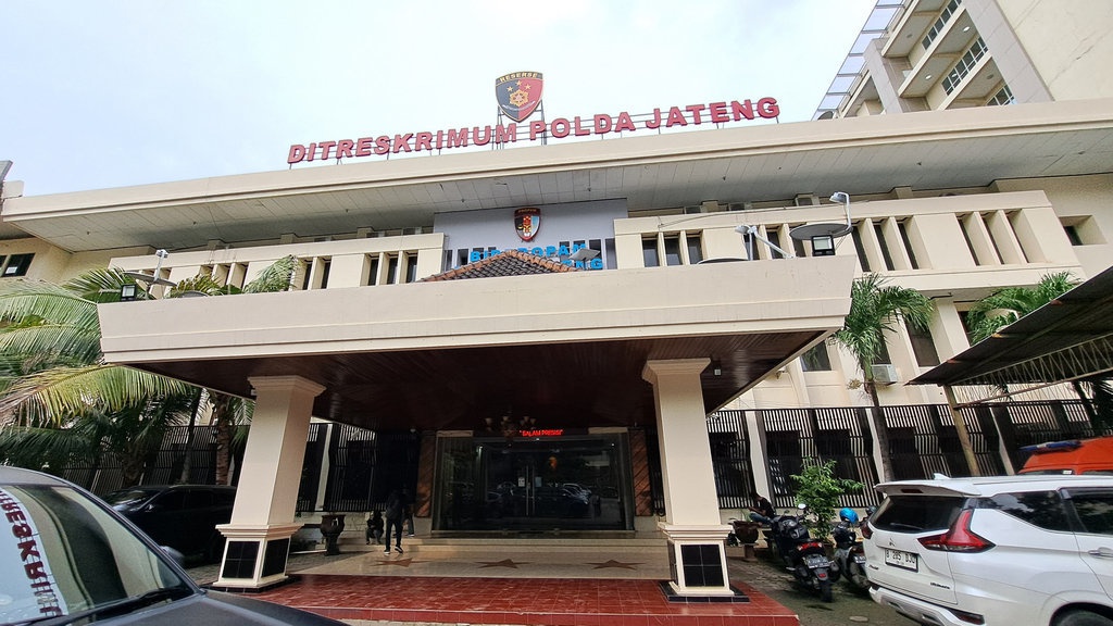 Kaprodi Undip Sudah Diperiksa Polisi di Kasus Pemerasan PPDS Kaprodi Undip Sudah Diperiksa Polisi di Kasus Pemerasan PPDS