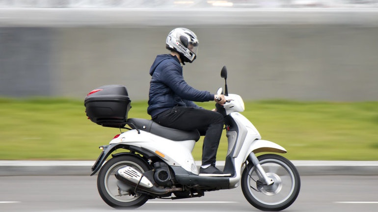 10 Rekomendasi Motor Listrik 5 Jutaan Terbaik 10 Rekomendasi Motor Listrik 5 Jutaan Terbaik