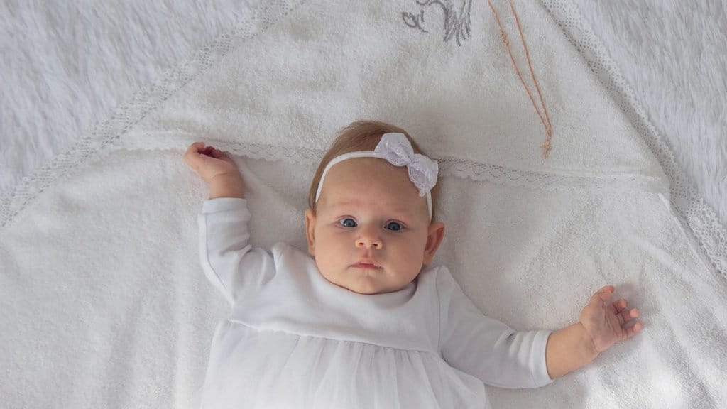 100 Rangkaian Nama Bayi Perempuan November 2025 yang Modern 100 Rangkaian Nama Bayi Perempuan November 2025 yang Modern