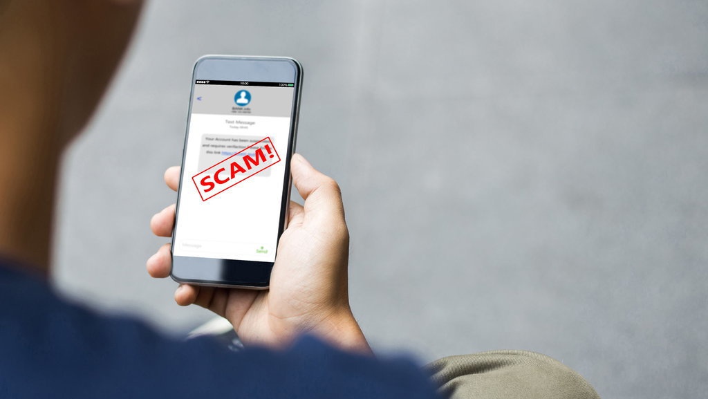 Polisi Buru Satu Buron Pelaku Scamming yang Mengaku Raline Shah Polisi Buru Satu Buron Pelaku Scamming yang Mengaku Raline Shah