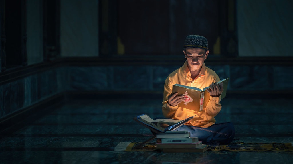 Ayat Tentang Menjaga Lisan dalam Alquran dan Keutamaannya Ayat Tentang Menjaga Lisan dalam Alquran dan Keutamaannya