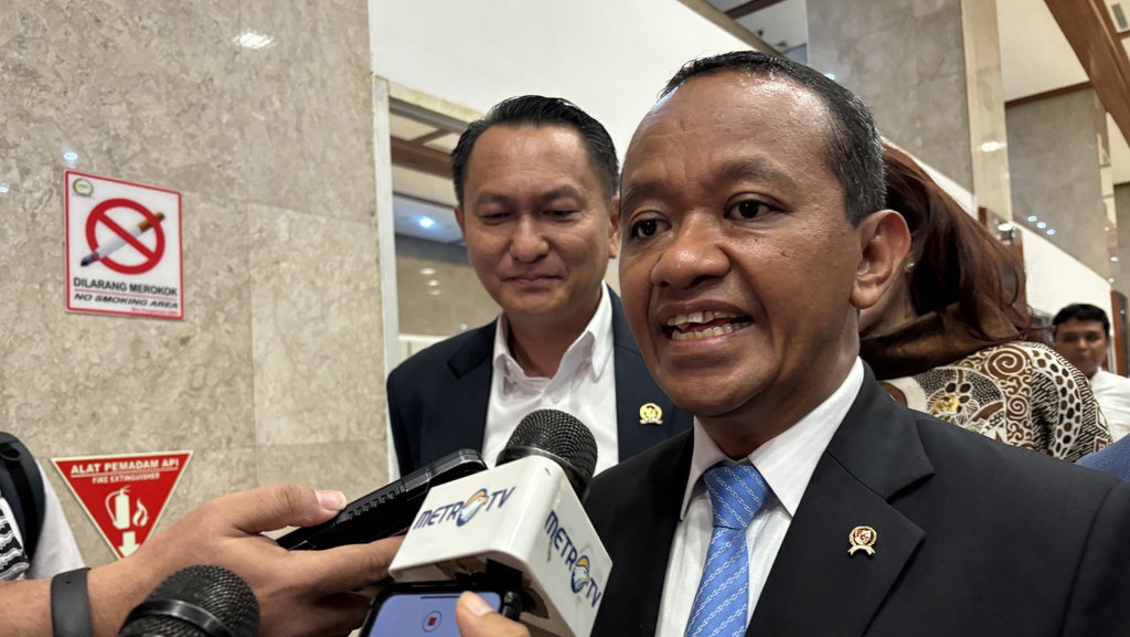 UU Minerba Larang Ormas & UMKM Pindahtangankan Konsesi Tambang UU Minerba Larang Ormas & UMKM Pindahtangankan Konsesi Tambang