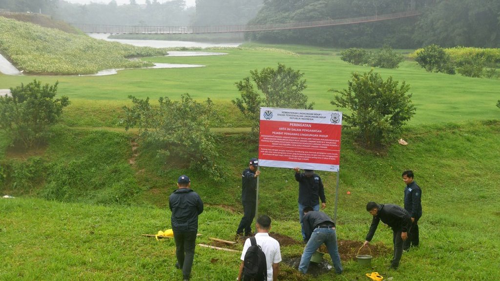 Kementerian Lingkungan Hidup Segel & Hentikan Kegiatan KEK Lido Kementerian Lingkungan Hidup Segel & Hentikan Kegiatan KEK Lido