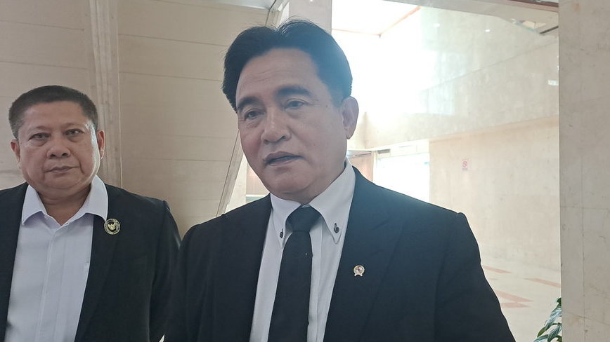 Yusril: Amnesti-Abolisi Buat Hasto & Tom Bebas Tuntutan Hukum