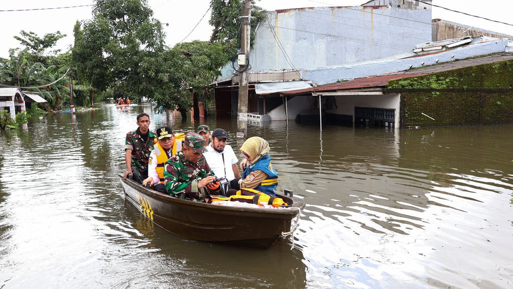 Sulsel Tetapkan Tanggap Darurat Banjir di 4 Kabupaten/Kota Sulsel Tetapkan Tanggap Darurat Banjir di 4 Kabupaten/Kota