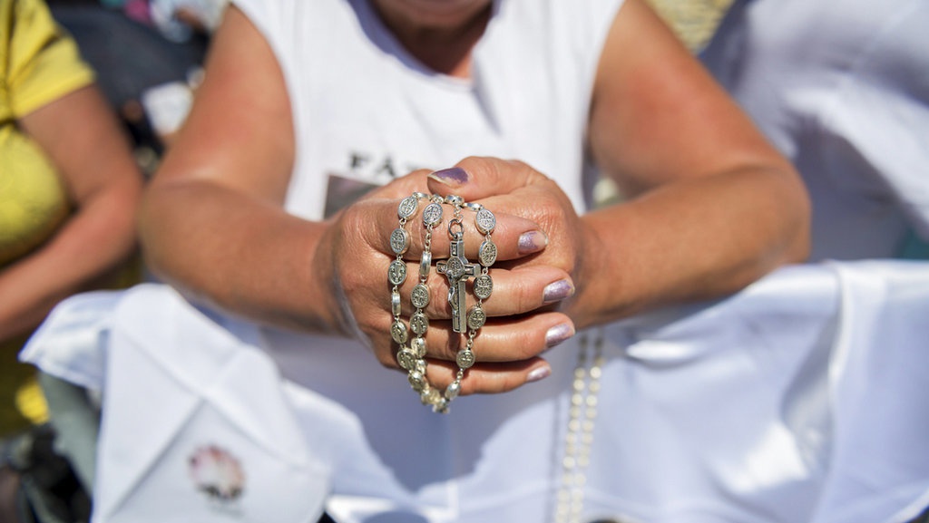 Urutan Peristiwa Terang Doa Rosario Katolik dan Penjelasannya Urutan Peristiwa Terang Doa Rosario Katolik dan Penjelasannya