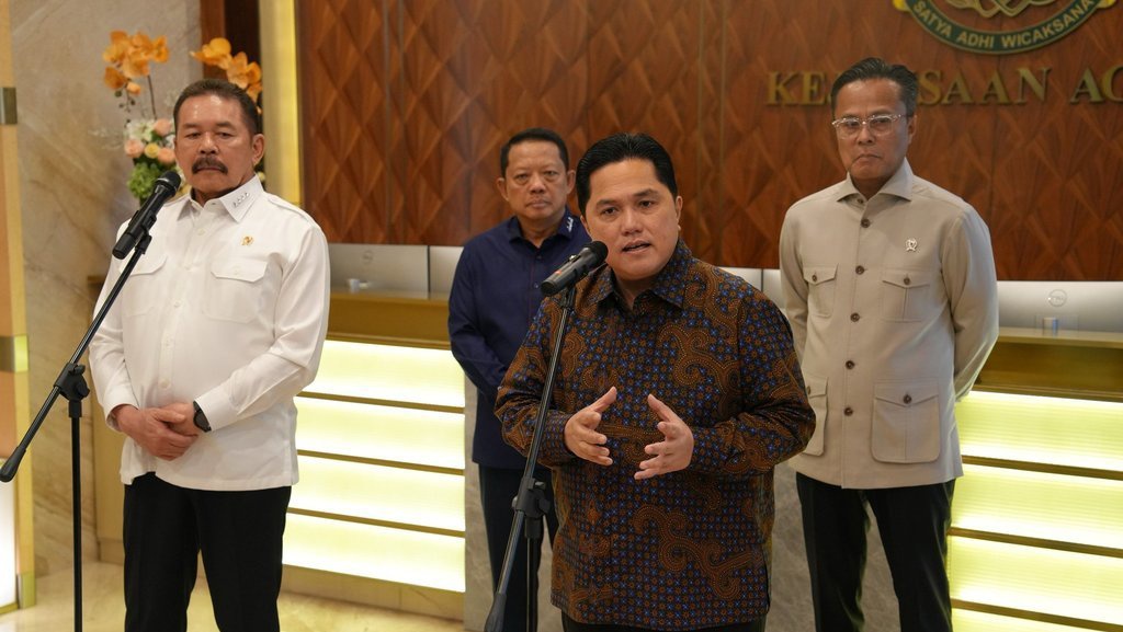 Kejagung Titipkan Tanah Sitaan Kasus Korupsi Duta Palma ke BUMN Kejagung Titipkan Tanah Sitaan Kasus Korupsi Duta Palma ke BUMN