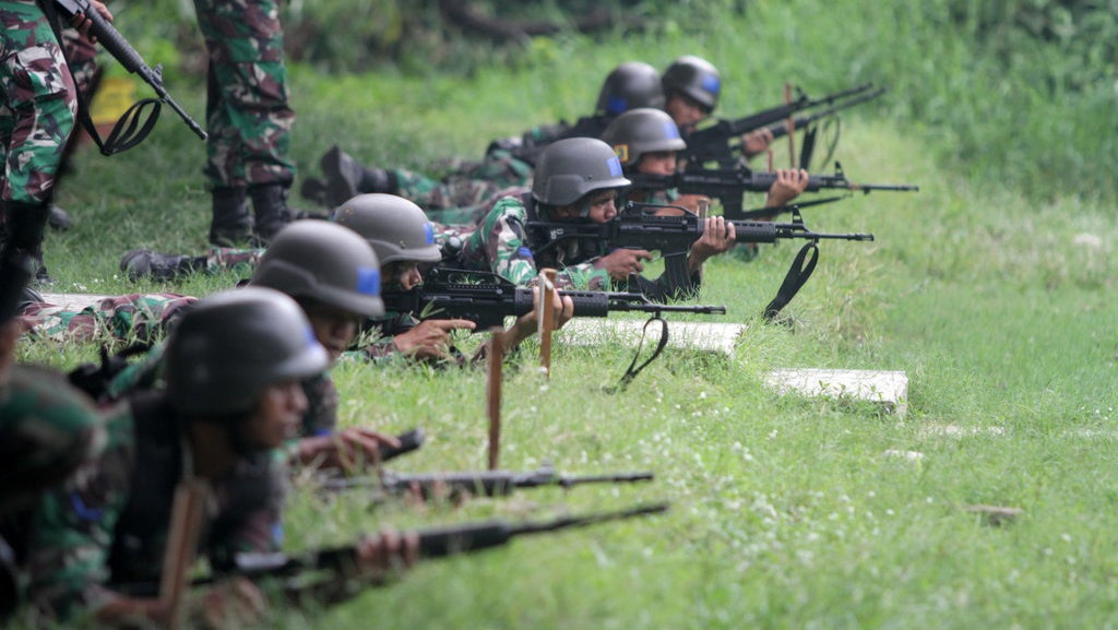 Sesat Pikir Dalih Kesejahteraan di Balik Ide TNI Boleh Berbisnis Sesat Pikir Dalih Kesejahteraan di Balik Ide TNI Boleh Berbisnis