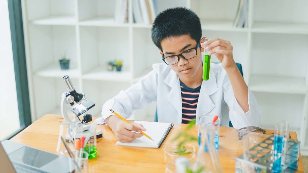 Contoh Soal, Pengertian, Prinsip Kerja Sel Volta & Penjelasannya Contoh Soal, Pengertian, Prinsip Kerja Sel Volta & Penjelasannya